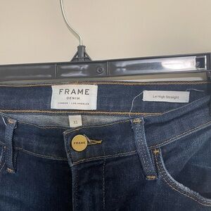 Frame Le High Straight Jeans